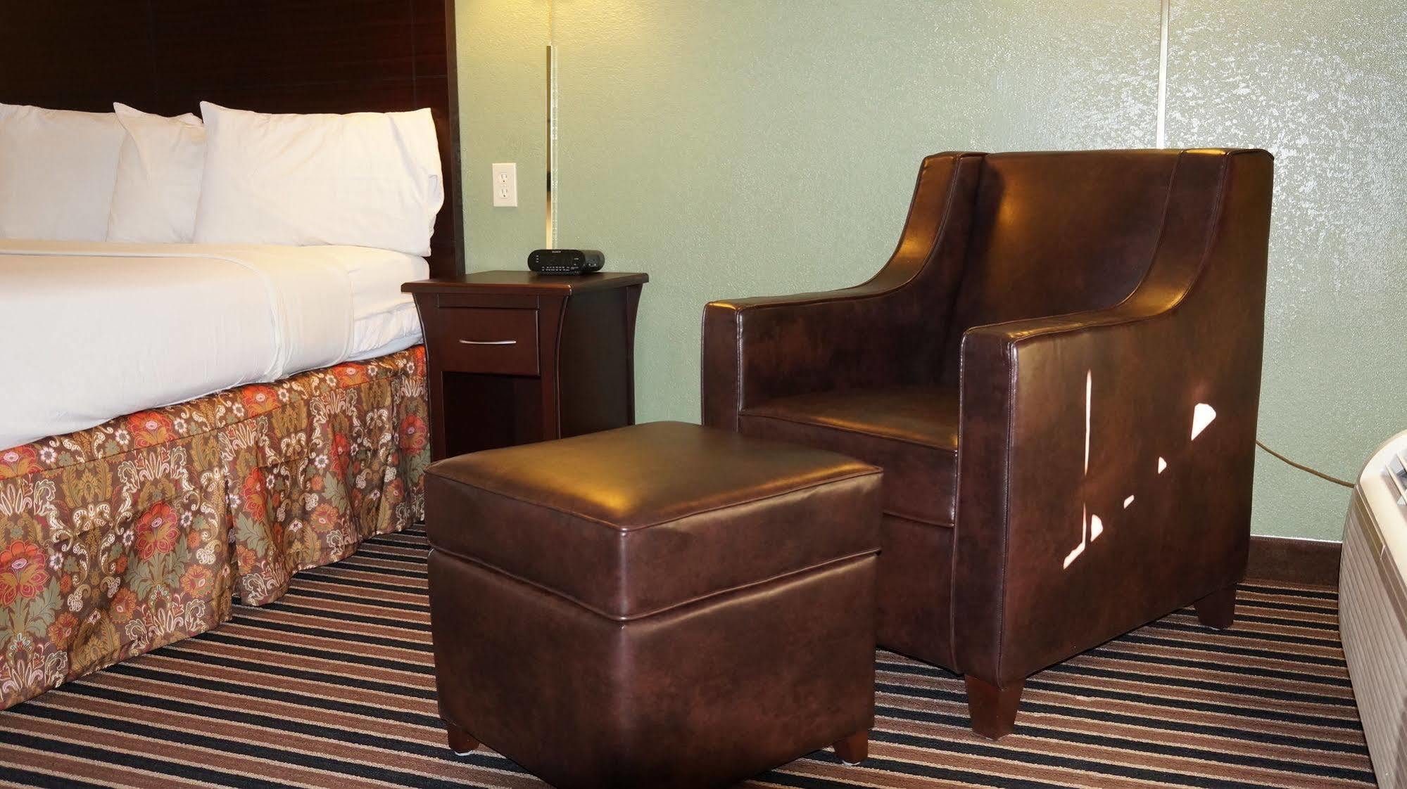 Regency Inn Pittsburg Eksteriør billede