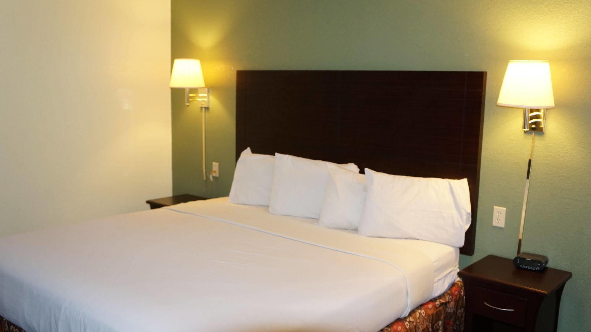 Regency Inn Pittsburg Eksteriør billede