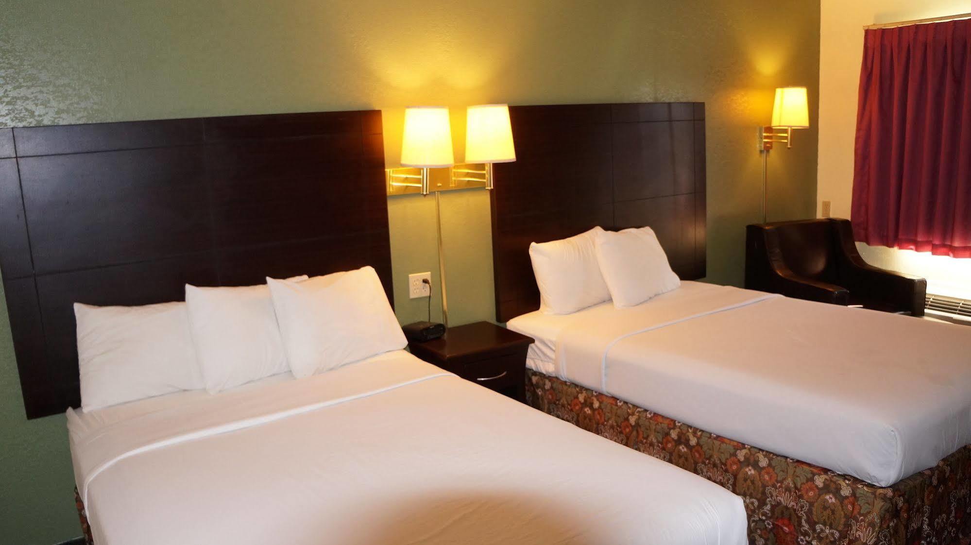 Regency Inn Pittsburg Eksteriør billede